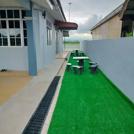 Myhomestay07 Kangar Exterior photo