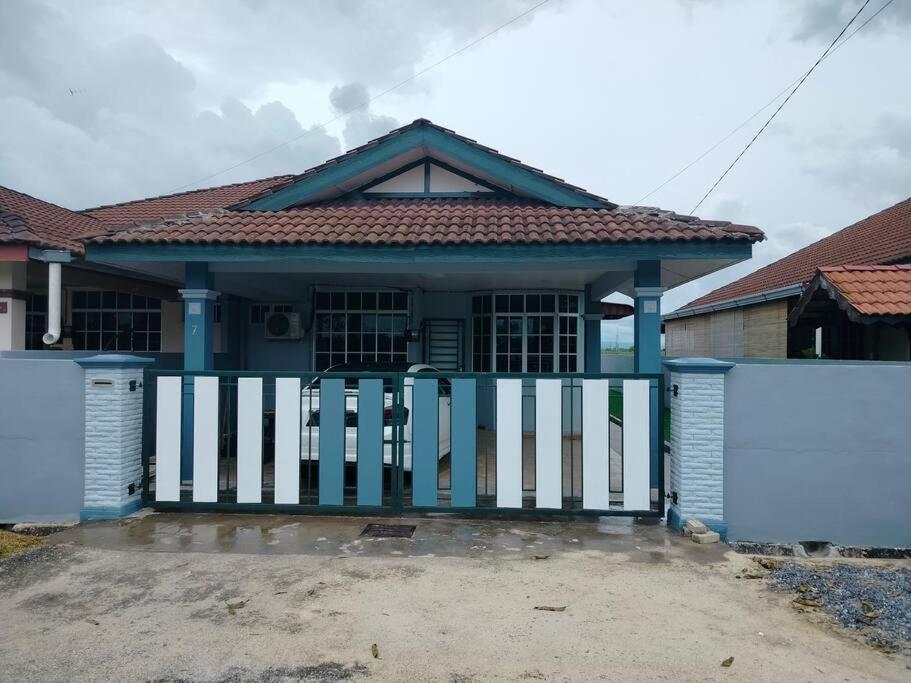 Myhomestay07 Holiday home Kangar